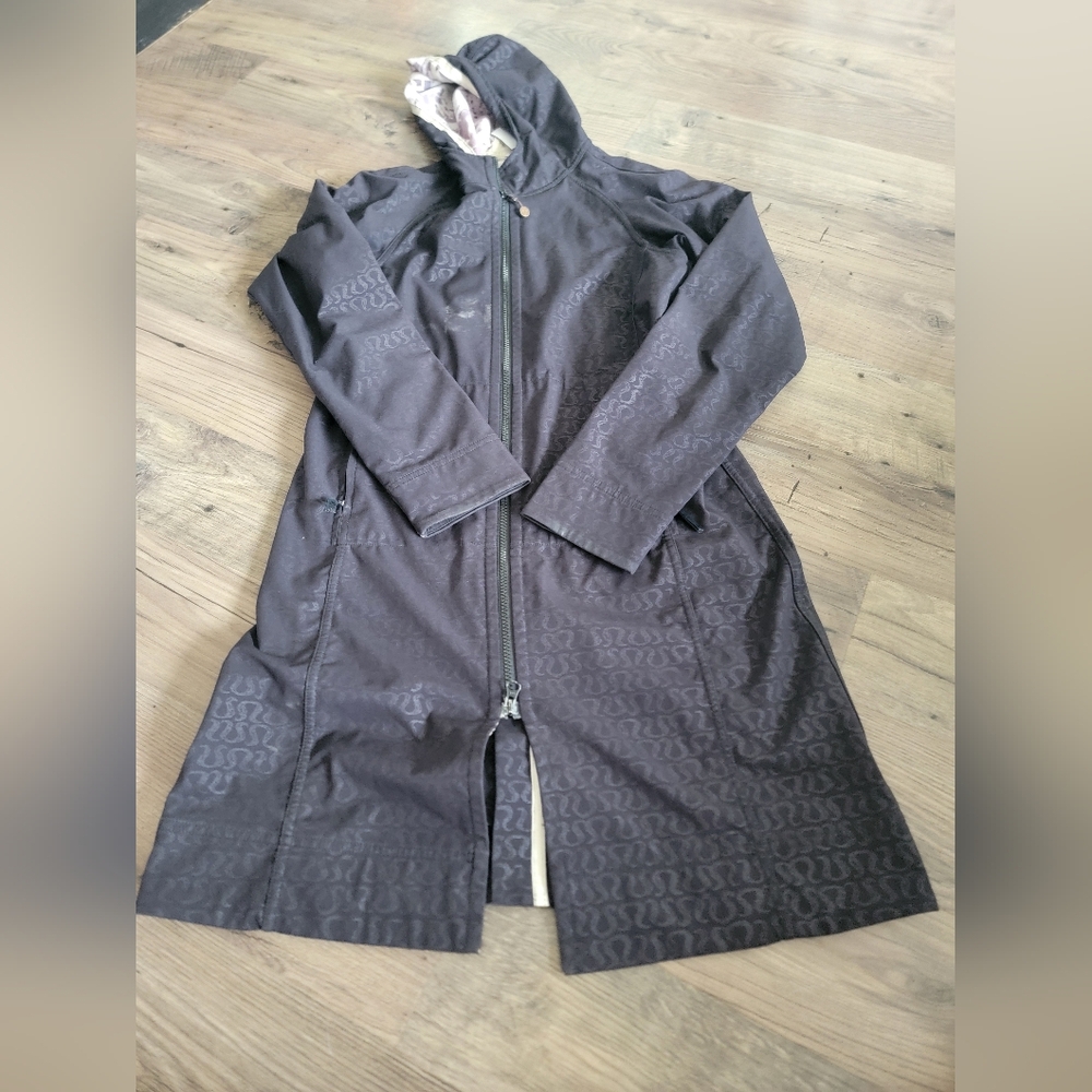 Lululemon Apres Soft Shell Long Jacket Size 6